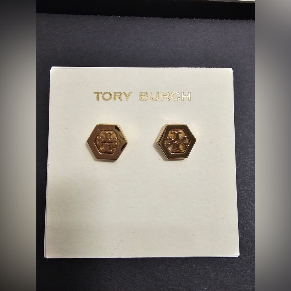 Tory Burch Hex Logo Stud Earrings in 18k Yellow Gold Plated
